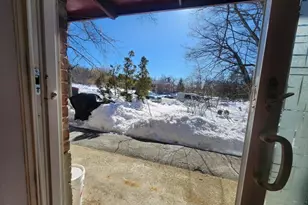 75 Edgelawn Ave, North Andover, MA 01845 - Photo 15