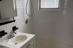 229 Jackson St, Lawrence, MA 01841 - Photo 7