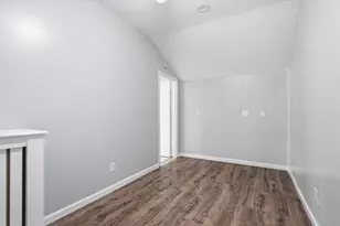 156 N Broadway, Haverhill, MA 01832 - Photo 31
