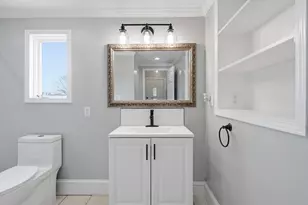 156 N Broadway, Haverhill, MA 01832 - Photo 15