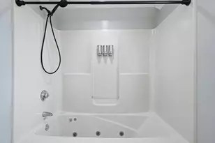 156 N Broadway, Haverhill, MA 01832 - Photo 17