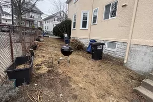 138 North St, Somerville, MA 02144 - Photo 17