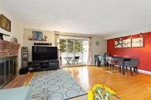 13 Circuit Ln, Watertown, MA 02472 - Photo 7