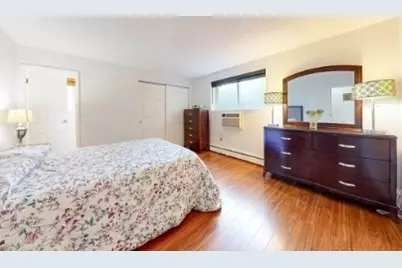 383 Langley Rd #3, Newton, MA 02459 - Photo 7