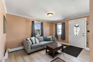 3 Rockland St, Gloucester, MA 01930 - Photo 5