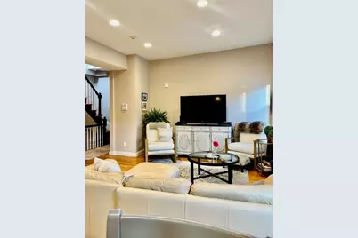 236 E Street #3, Boston, MA 02127 - Photo 5