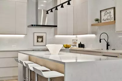 325A Alewife Brook Pkwy #A, Somerville, MA 02144 - Photo 9