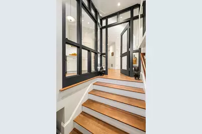 6 West Hill Place, Boston, MA 02114 - Photo 5