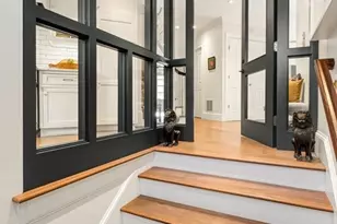 6 W Hill Pl, Boston, MA 02114 - Photo 7