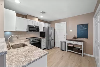 709 Gazebo Cir #709, Reading, MA 01867 - Photo 3