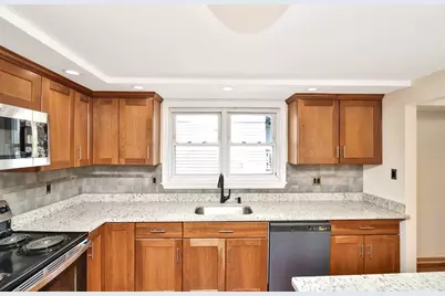 77 Swan St #2, Everett, MA 02149 - Photo 19
