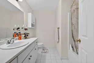 1 Knowlton Cir, Upton, MA 01568 - Photo 19