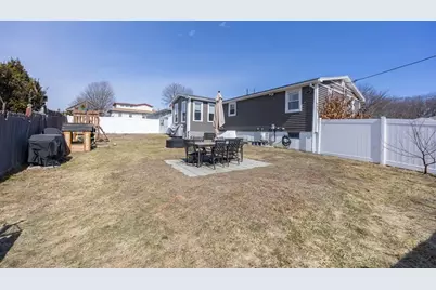 29 Westchester Dr, Lawrence, MA 01843 - Photo 29
