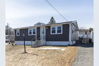 29 Westchester Dr, Lawrence, MA 01843 - Photo 1