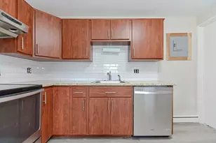 4 Colonial Village Dr, Arlington, MA 02474 - Photo 9