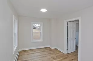 191 Laconia St, Springfield, MA 01129 - Photo 29