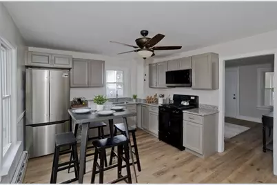 191 Laconia St, Springfield, MA 01129 - Photo 5