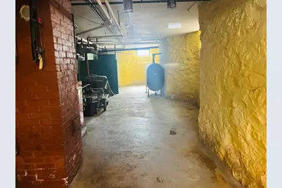 14 Melville Ave, Boston, MA 02124 - Photo 31