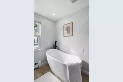 129 Greenwood St, Wakefield, MA 01880 - Photo 19
