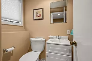 8 Summit View Dr, Swampscott, MA 01907 - Photo 29