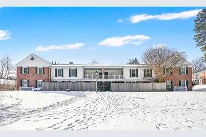 40 Halifax Ct #D, Springfield, MA 01108 - Photo 5