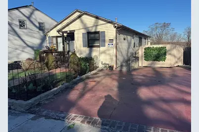 200 Crescent St, Fall River, MA 02720 - Photo 3