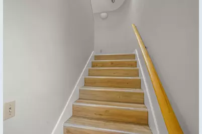 68 Taunton, East Providence, RI 02914 - Photo 15