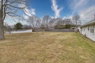 56 Burnside Dr, Swansea, MA 02777 - Photo 25