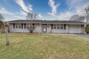 56 Burnside Dr, Swansea, MA 02777 - Photo 31