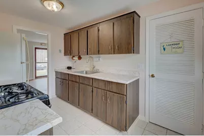 56 Burnside Dr, Swansea, MA 02777 - Photo 17