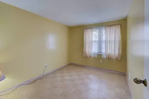 56 Burnside Dr, Swansea, MA 02777 - Photo 5