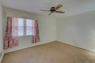 56 Burnside Dr, Swansea, MA 02777 - Photo 9