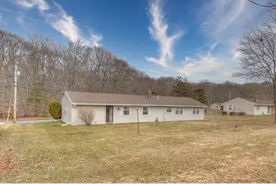 56 Burnside Dr, Swansea, MA 02777 - Photo 23