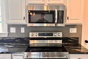 83 Village St, Millis, MA 02054 - Photo 5