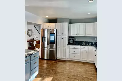 83 Village St, Millis, MA 02054 - Photo 3