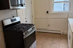 229 Jackson St, Lawrence, MA 01841 - Photo 7