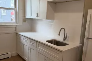 229 Jackson St, Lawrence, MA 01841 - Photo 5