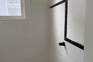 229 Jackson St, Lawrence, MA 01841 - Photo 9