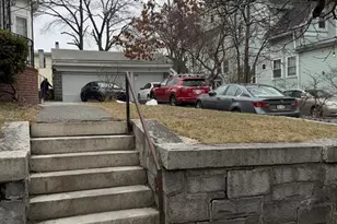 229 Jackson St, Lawrence, MA 01841 - Photo 3