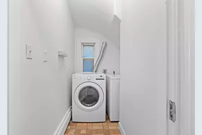 401 E 7th Street #1, Boston, MA 02127 - Photo 11