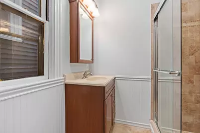 401 E 7th Street #1, Boston, MA 02127 - Photo 13