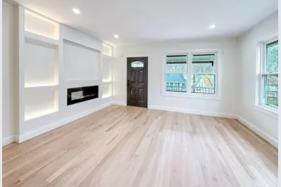 23 Murray Hill Rd, Medford, MA 02155 - Photo 9