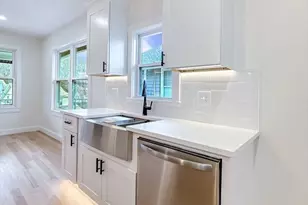 23 Murray Hill Rd, Medford, MA 02155 - Photo 7