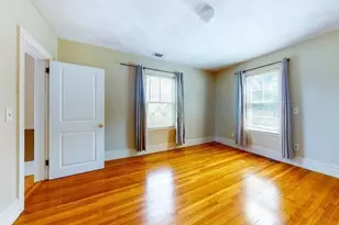 21 Robertson St, Quincy, MA 02169 - Photo 19