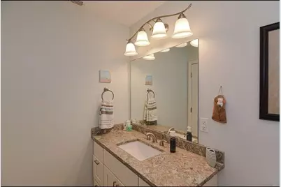 8 Sourwood Circle, Worcester, MA 01605 - Photo 9