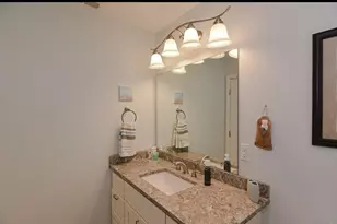 8 Sourwood Cir, Worcester, MA 01605 - Photo 9