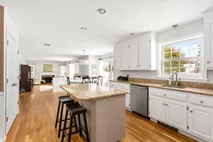 18 Northern Spy Rd, Franklin, MA 02038 - Photo 9