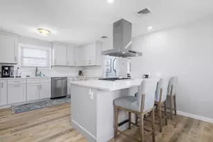 100 Evergreen Dr, Swansea, MA 02777 - Photo 9