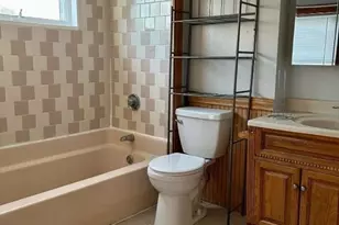 930 Lakeview, Lowell, MA 01850 - Photo 9