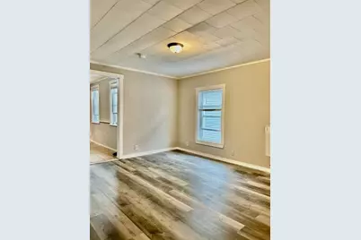 930 Lakeview, Lowell, MA 01850 - Photo 13
